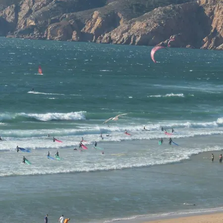 Beach House Guincho 아우카비데시