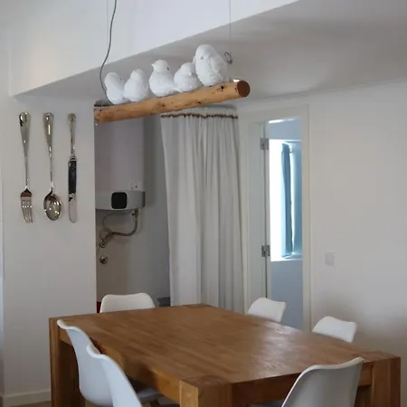 Beach House Guincho 펜션 아우카비데시